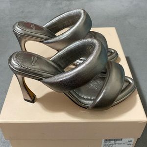 Alexandre Birman Lilla sandal